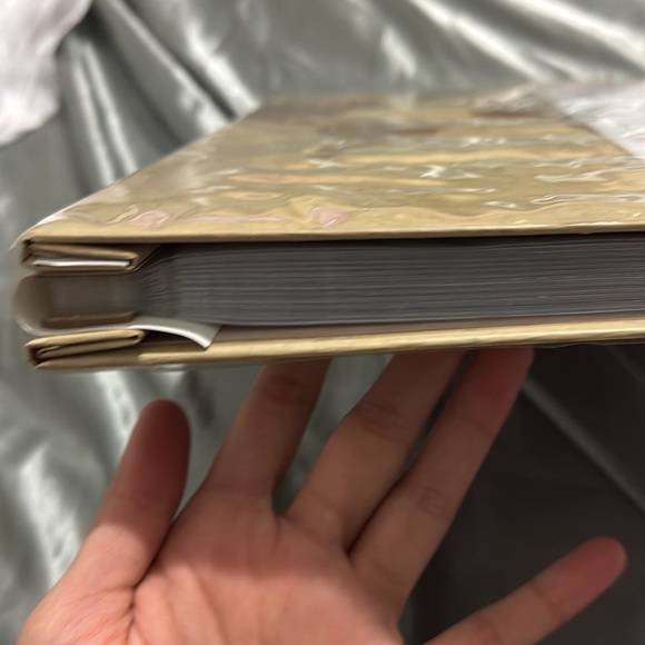 Scrapbook Album 40 Pages CraftSmart Scrapbooking Craft Arts Book New World Map - Picture 11 of 12